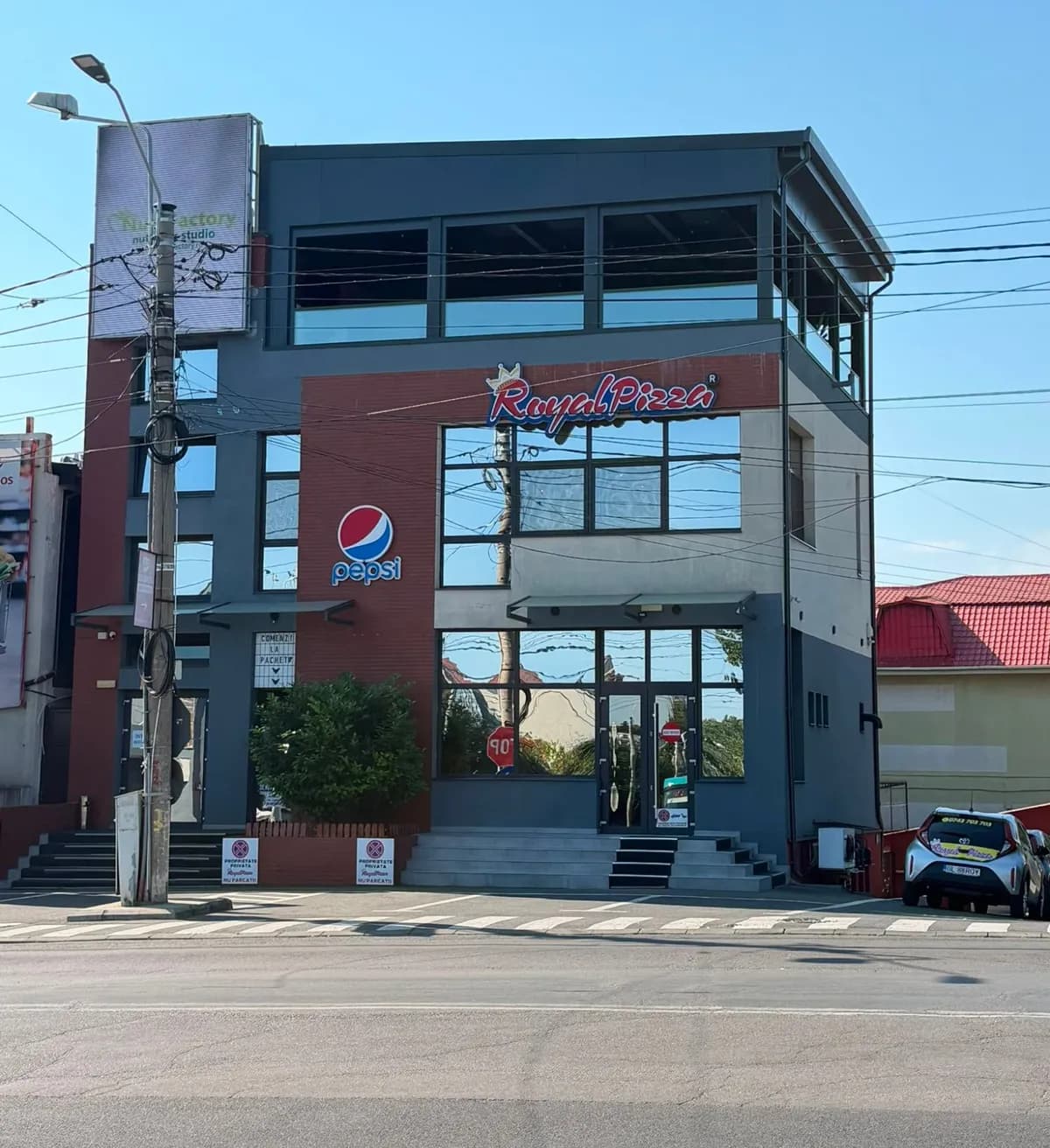 Restaurantul Royal Pizza din Micro 17, Galați